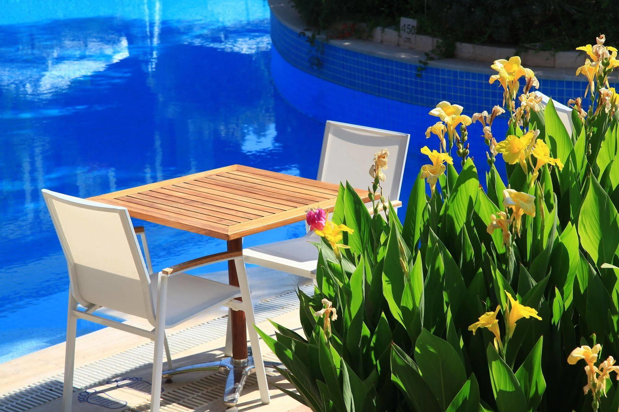 Zeytinada Hotel Torba Buitenkant foto