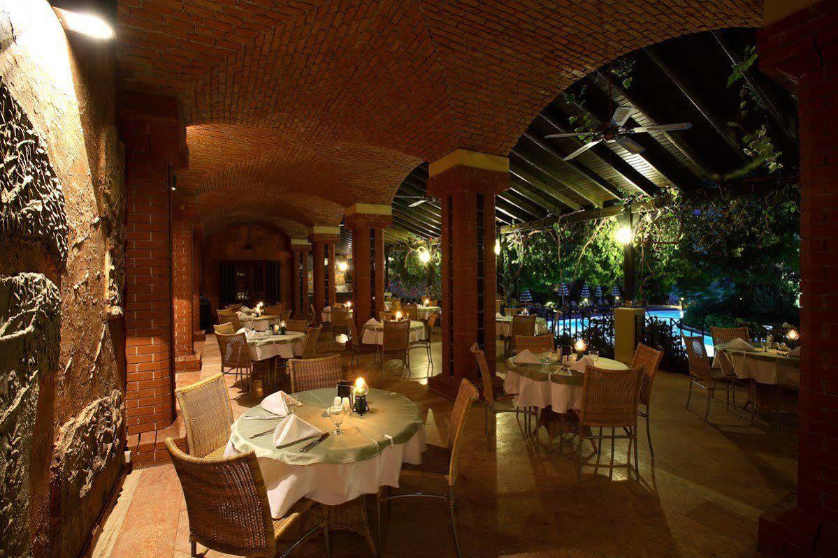 Zeytinada Hotel Torba Buitenkant foto